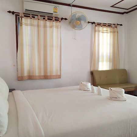 The Sunshine Resort Ko Kut Exterior photo