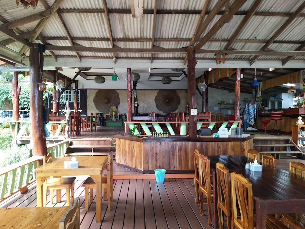 The Sunshine Resort Ko Kut Exterior photo